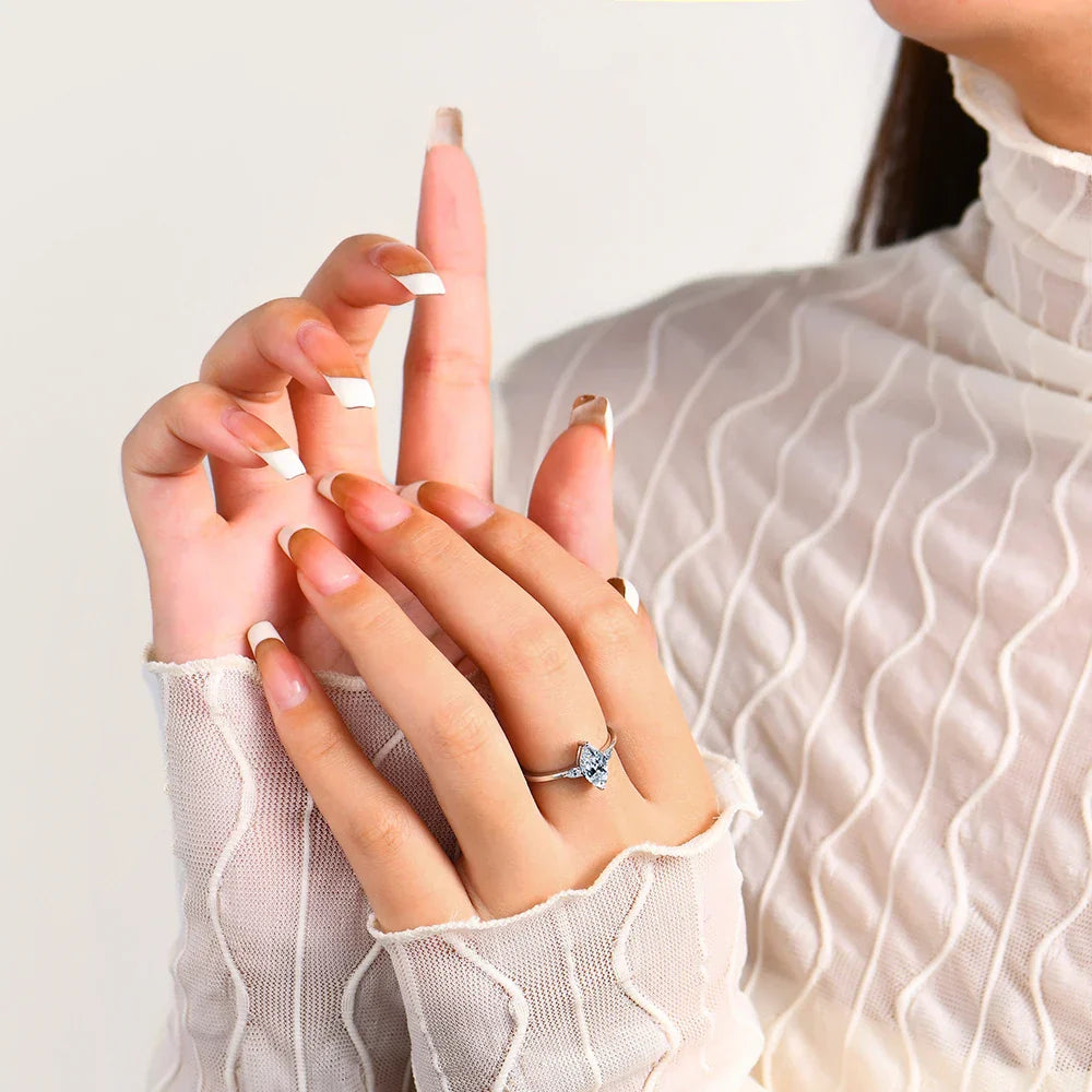 Why the Modified Sakura Cut Moissanite Engagement Ring Stands Out?