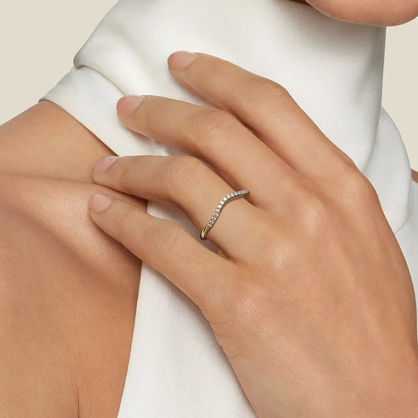 Petite Curved Lab Grown Diamond Ring