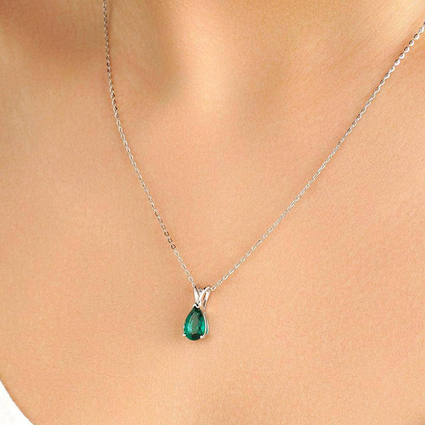 1.5 CT. Pear Shaped Emerald Solitaire Pendant