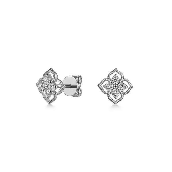 Raised-Edge Clover Diamond Studs with Centered Sparkle