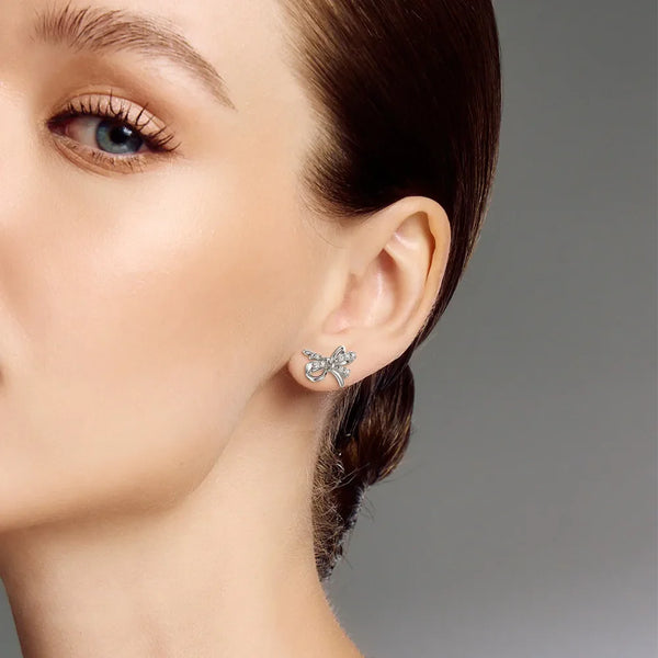 Filigree Bow Edge Moissanite DiamondStud Earrings