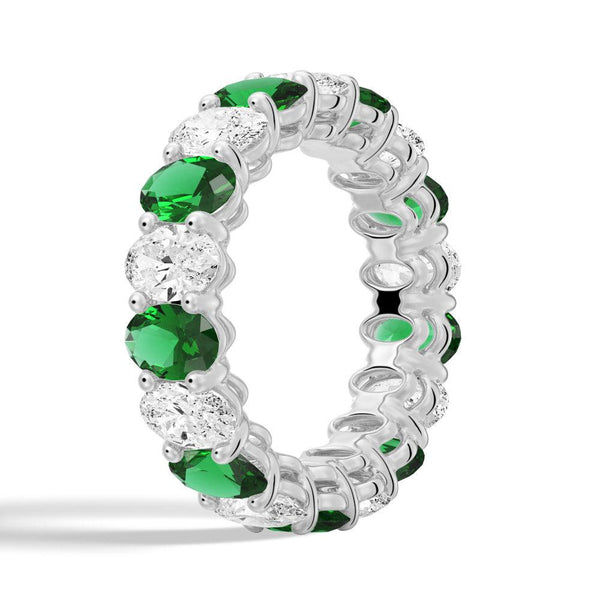 6.6 CT. Lab Grown White Sapphire withGreen Emerald Gemstone Band