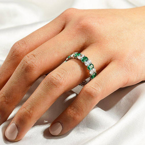 6.6 CT. Lab Grown White Sapphire withGreen Emerald Gemstone Band
