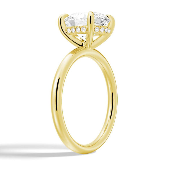 Oval Solitaire Moissanite Engagement Ring