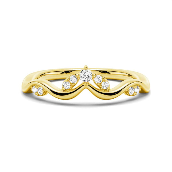 Winding Willow Curved Moissanite Wedding Band