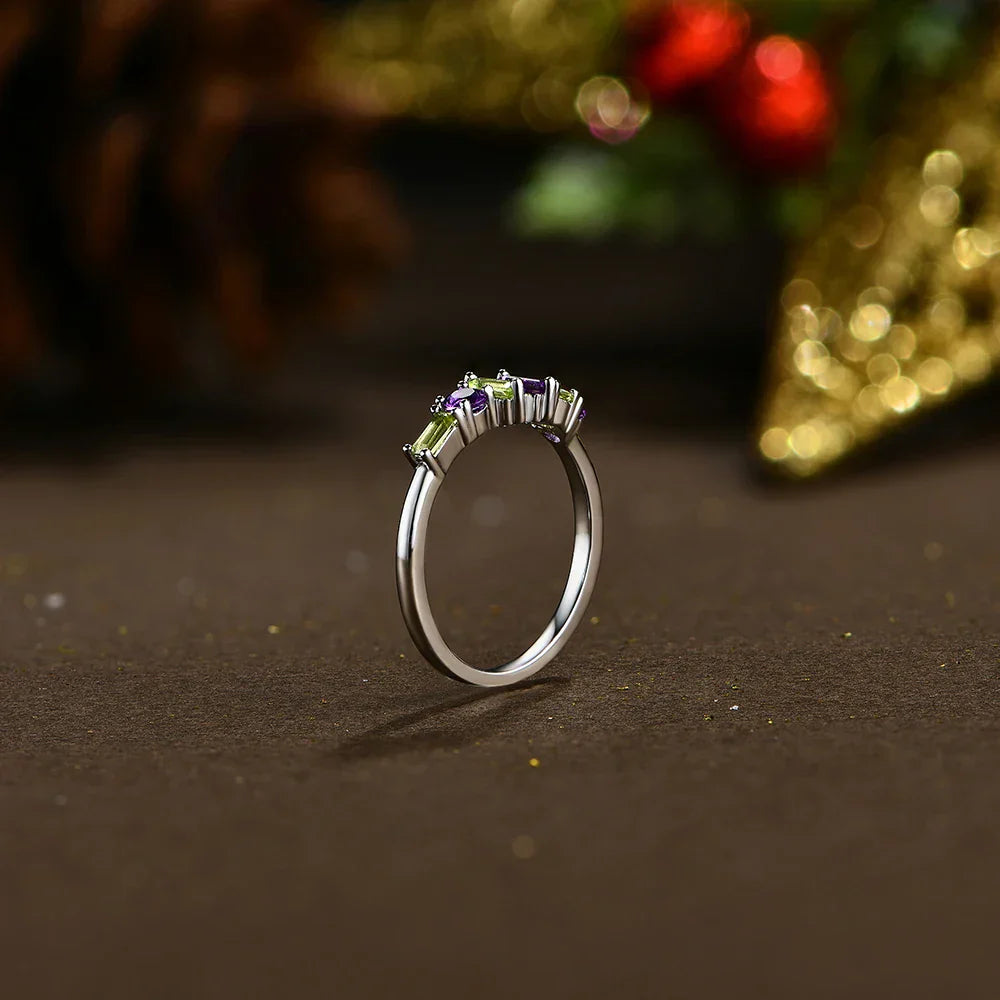 How to Choose The Perfect Moissanite Engagement Ring for Your Partner (2025 Guide)