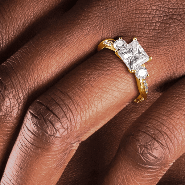 Twisted Band Princess CutThree Stone Moissanite Engagement Ring