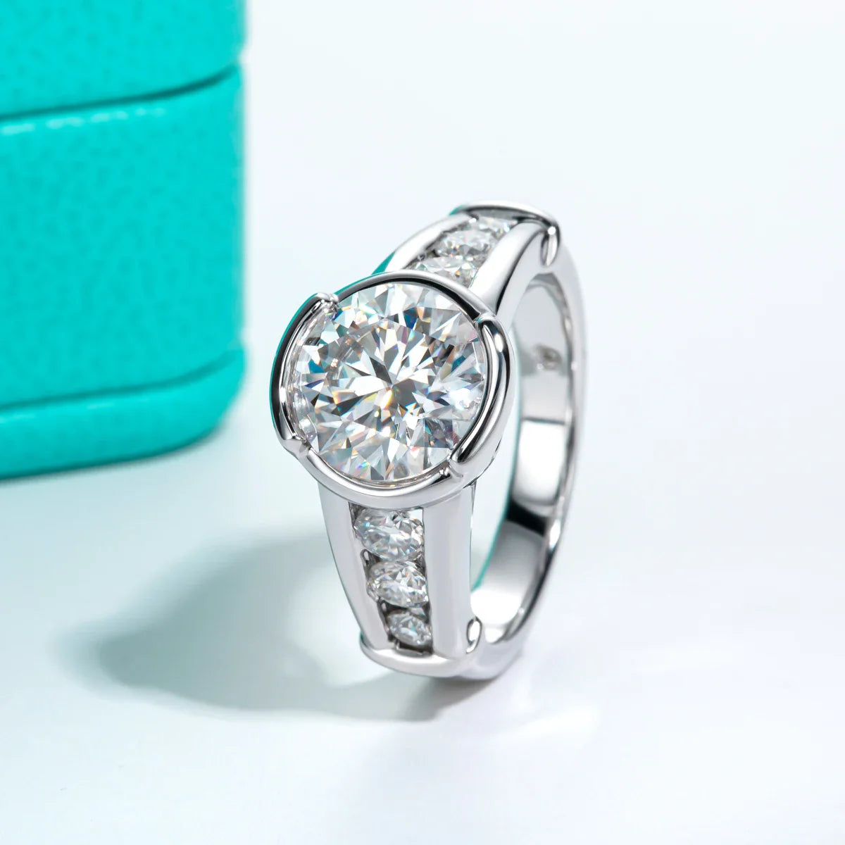 3CT Round Cut D Color Moissanite Engagement Ring.