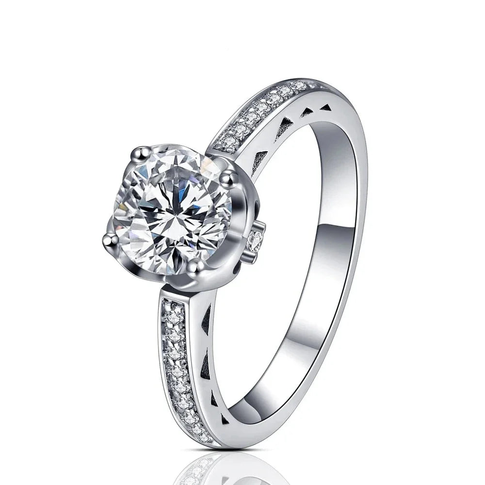 1 CT 6.5mm Round Cut Moissanite Promise Ring.