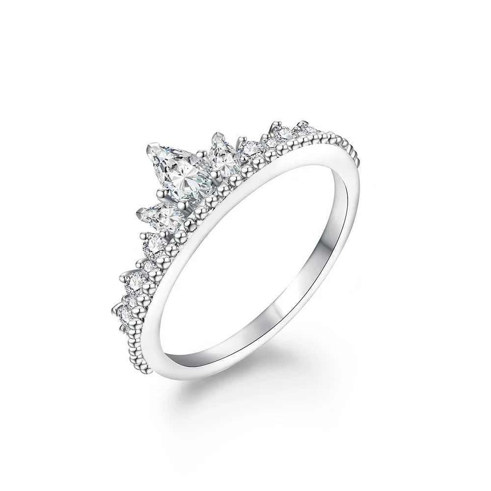VVS1 D Color Pear Cut Moissanite Ring.