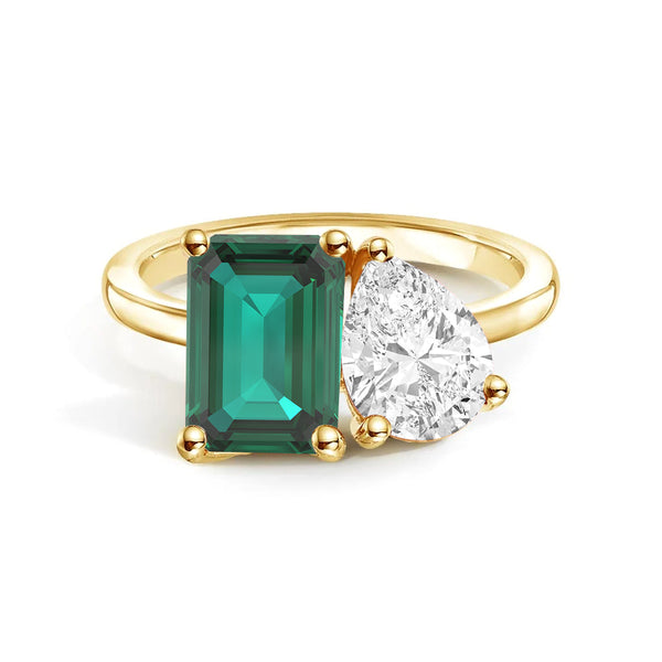 Toi et Moi Personalized Emerald Birthstone Anniversary Ring