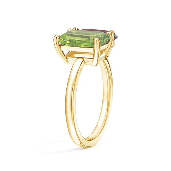 Toi et Moi Personalized Peridot Birthstone Anniversary Ring