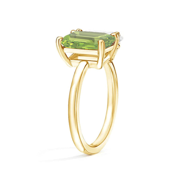 Toi et Moi Personalized Peridot Birthstone Anniversary Ring