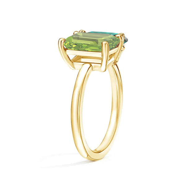 Toi et Moi Personalized Peridot Birthstone Anniversary Ring
